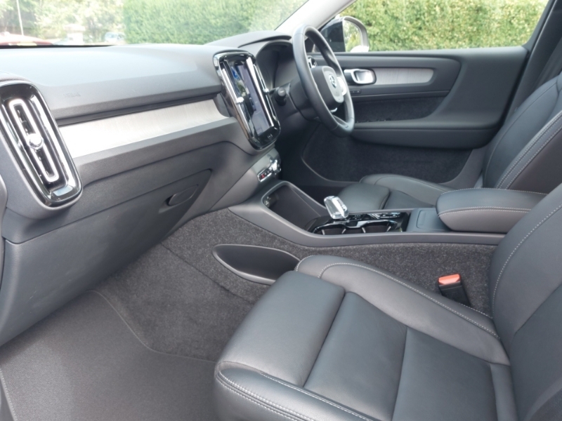 Volvo XC40 2.0 B3p Ultra Dark RA74KKH Green #5