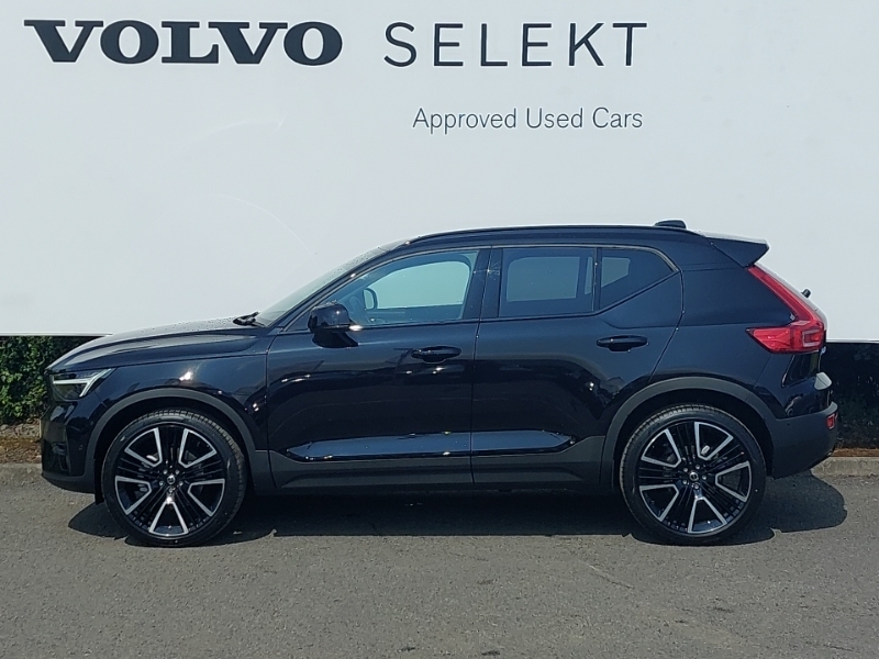 Volvo XC40 2.0 B4p Ultra Dark Black #4
