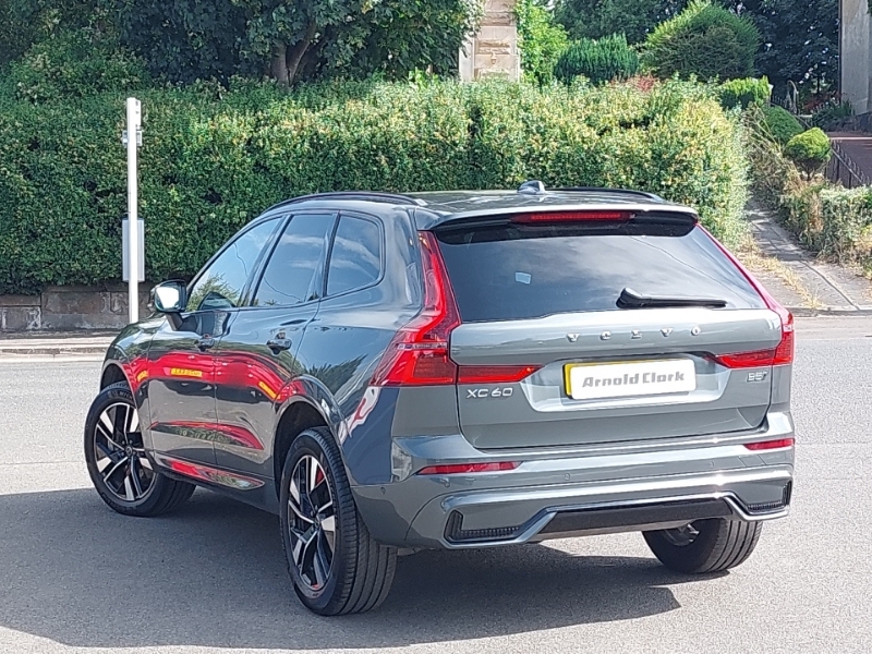 Volvo XC60 2.0 B5p Plus Dark Awd Geartronic RJ25ZYC Green #2