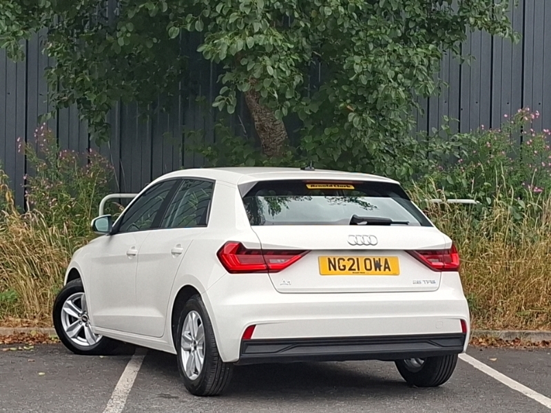 Audi A1 25 Tfsi Technik White #2