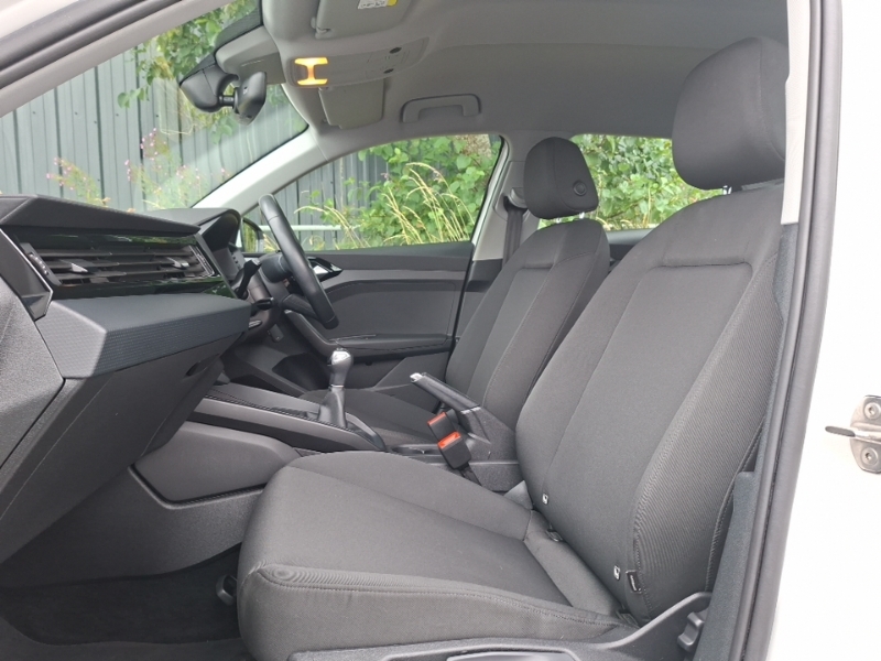 Audi A1 25 Tfsi Technik White #5