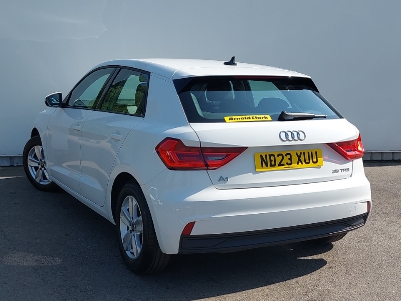 Audi A1 25 Tfsi Technik White #2