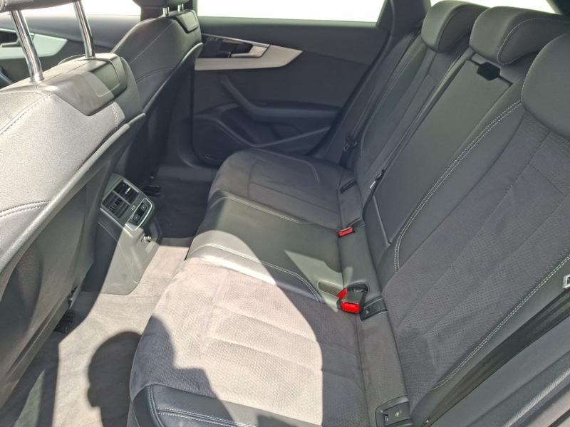 Audi A4 35 Tfsi S Line S Tronic Black #6