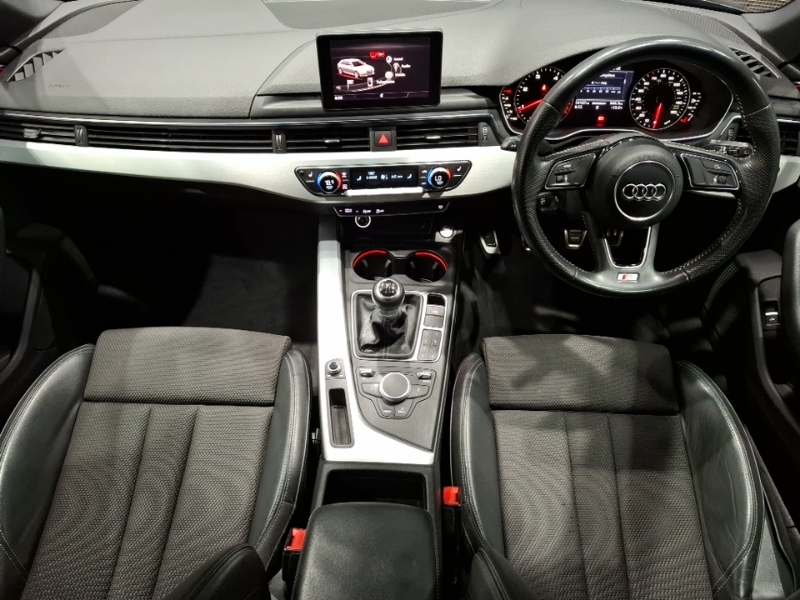 Audi A4 2.0 Tdi 190 S Line Grey #3