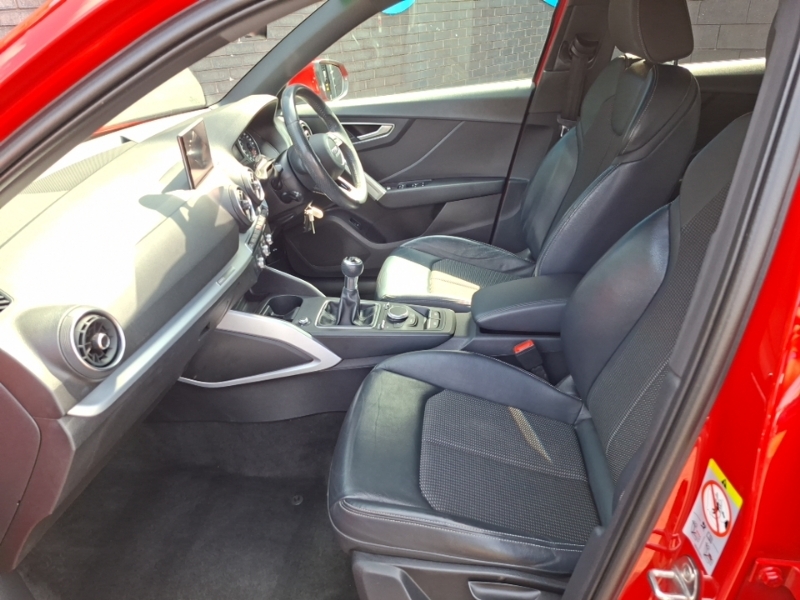 Audi Q2 35 Tfsi S Line Red #5