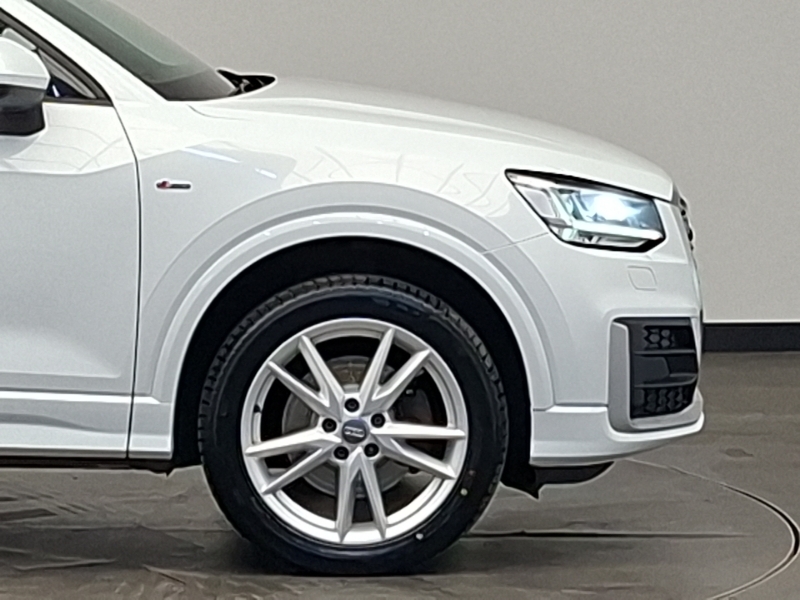 Audi Q2 Tfsi Sport White #14