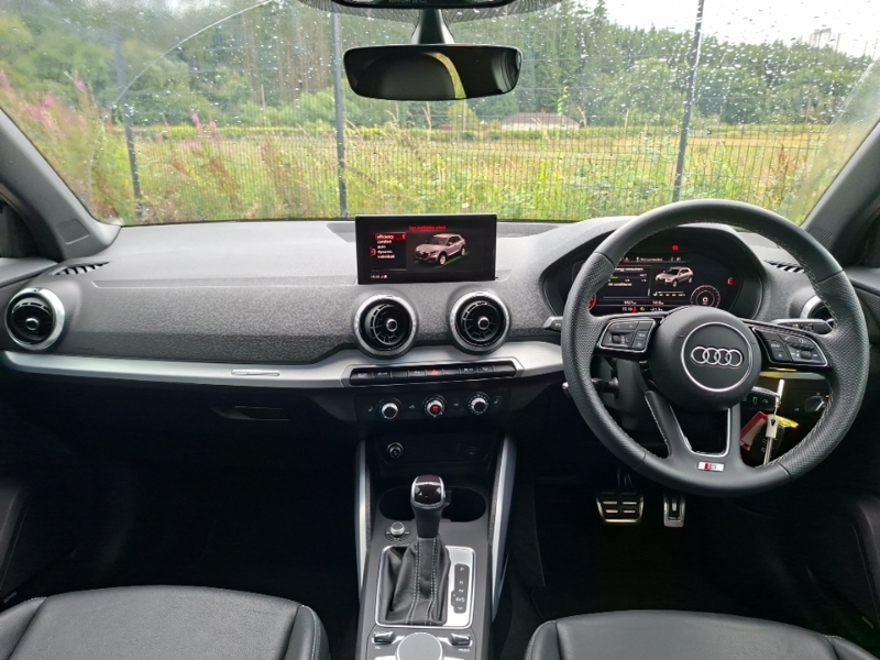 Audi Q2 35 Tfsi S Line S Tronic LC23BZN Grey #3
