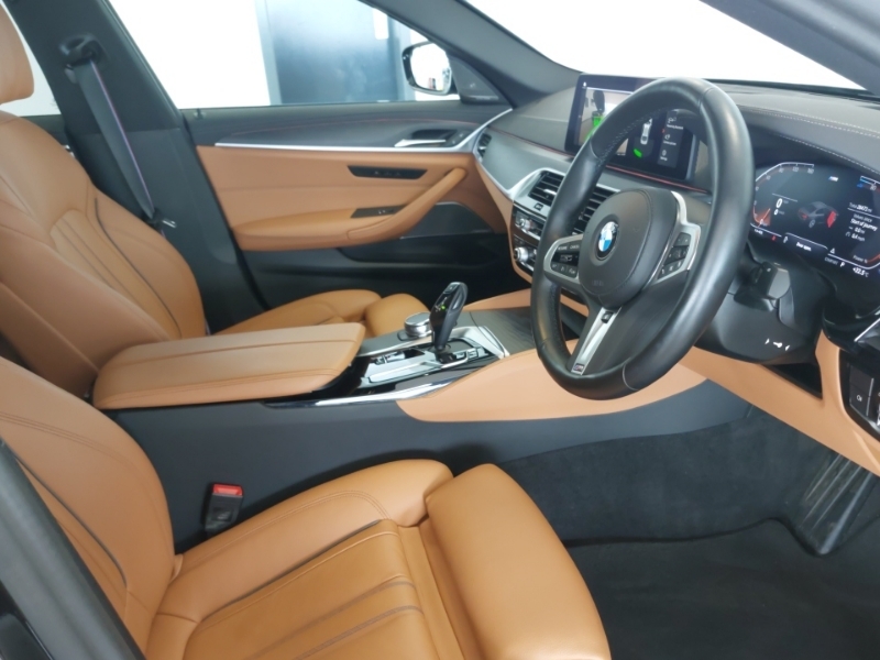 BMW 5 Series 520D Mht M Sport Step Black #6