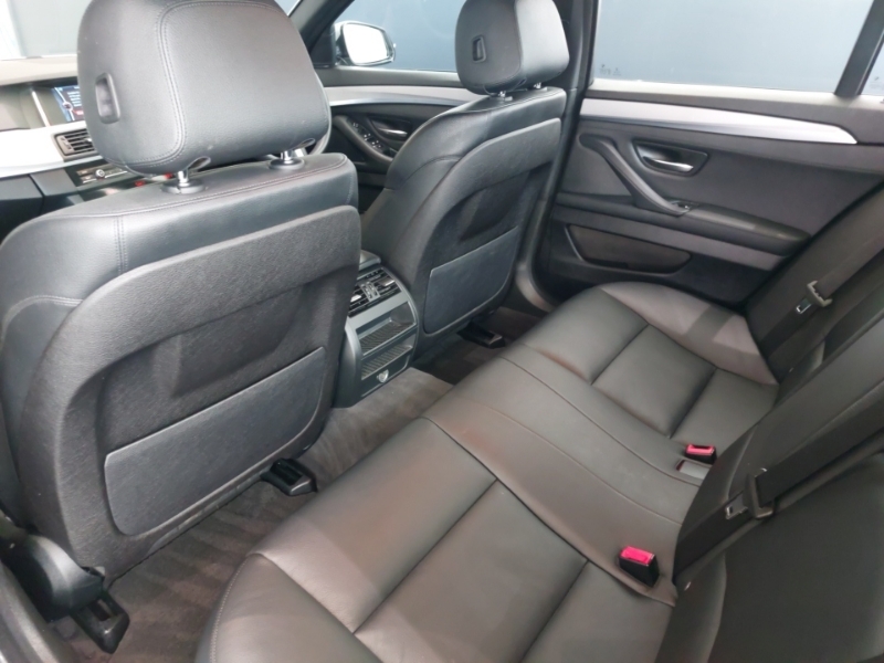 BMW 5 Series 520D Se Blue #6