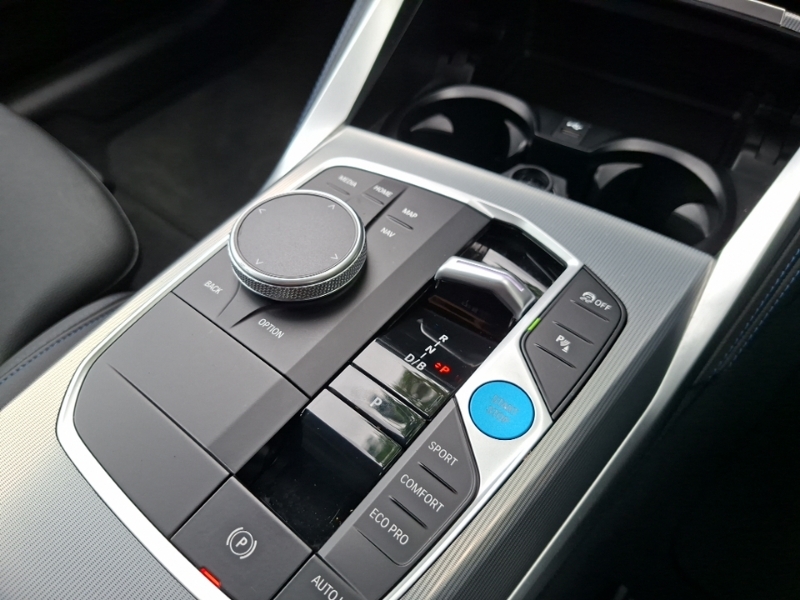BMW i4 Edrive40 Sport Black #17