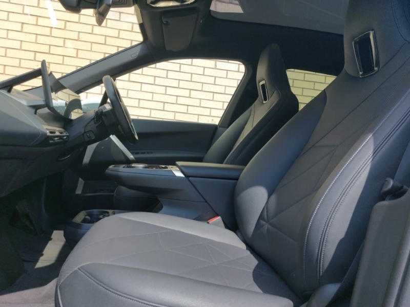 BMW iX 240Kw Xdrive40 M Sport Edition 76.6Kwh White #5