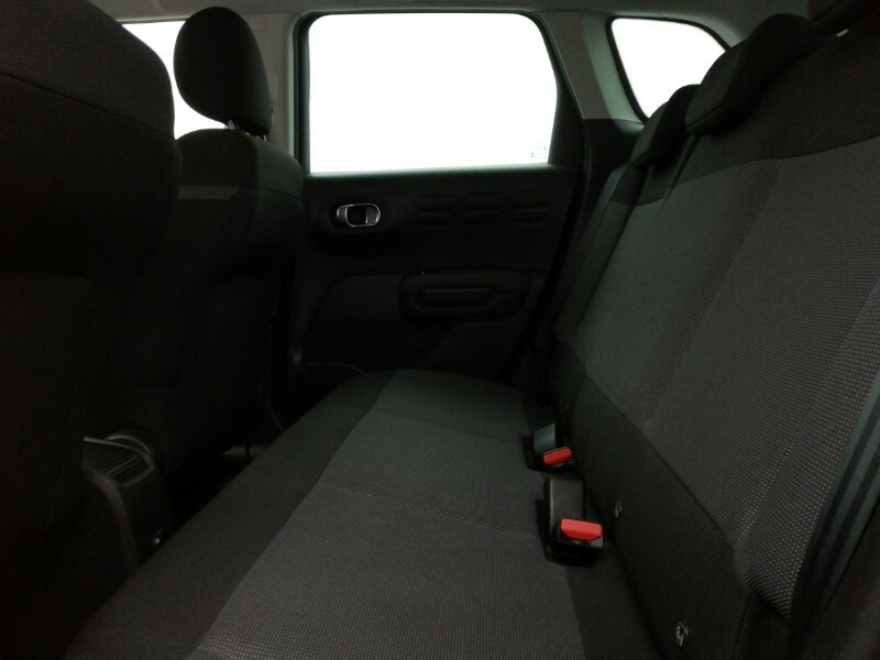 Citroen C3 Aircross 1.2 Puretech 110 Shine Red #6