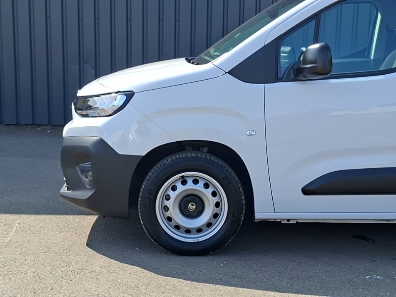Citroen Berlingo Mpv White #19