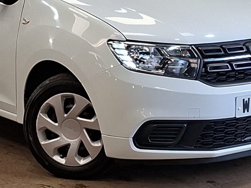 Dacia Sandero 1.0 Essential Sce 73 Bhp White #20