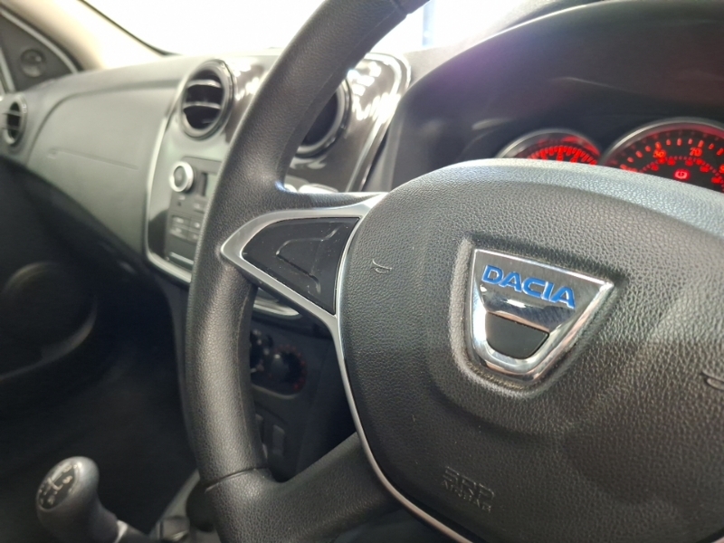 Dacia Sandero 1.0 Essential Sce 73 Bhp White #17