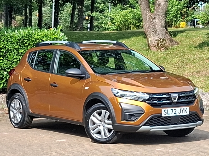 Dacia Sandero Stepway 1.0 Tce Essential Orange