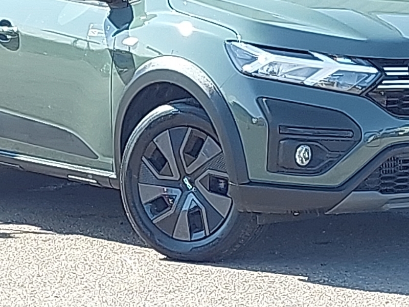 Dacia Sandero Stepway 1.0 Tce 110 Extreme Hatchback Green #20