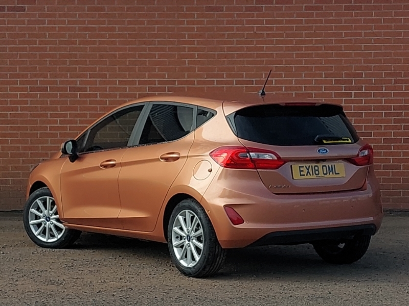 Ford Fiesta 1.5 Tdci 120 Titanium Bo Play Brown #2