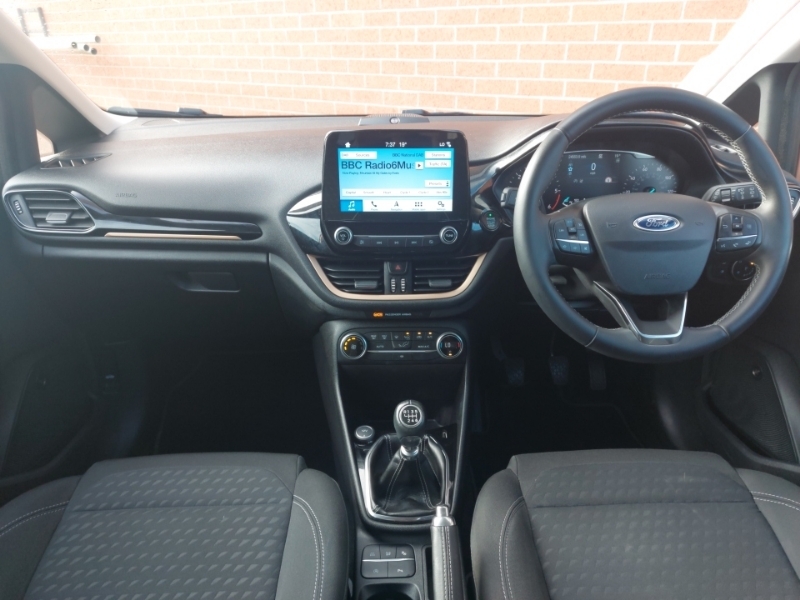 Ford Fiesta 1.5 Tdci 120 Titanium Bo Play Brown #3