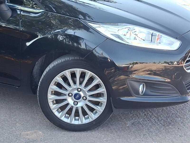 Ford Fiesta Zetec Blue #20