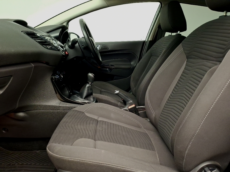 Ford Fiesta St-3 White #5