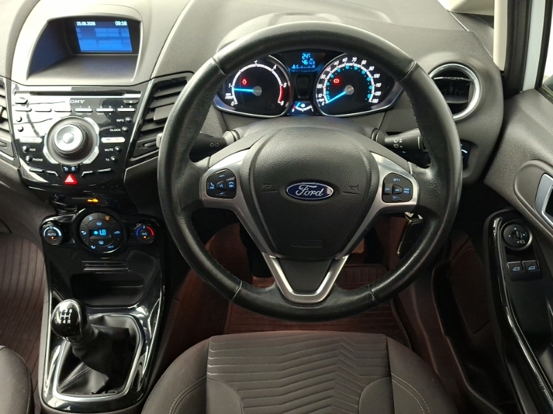 Ford Fiesta St-3 White #8