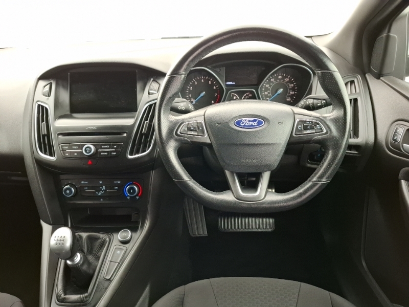 Ford Focus Ford 1.0 Ecoboost 125 Titanium X Hatchback Blue #8