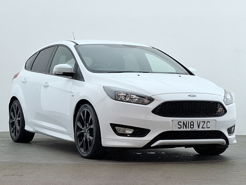 Ford Focus 1.0 Ecoboost 140 St-line Navigation White