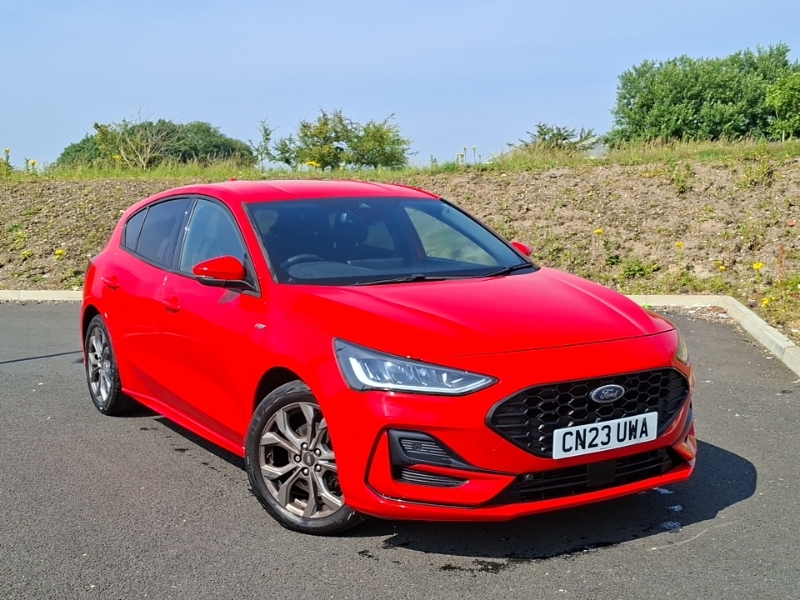 Ford Focus 1.0 Ecoboost St-line Red