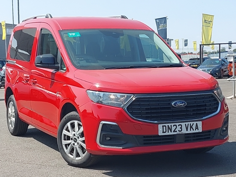 Ford Tourneo Connect 2.0 Ecoblue Titanium Red