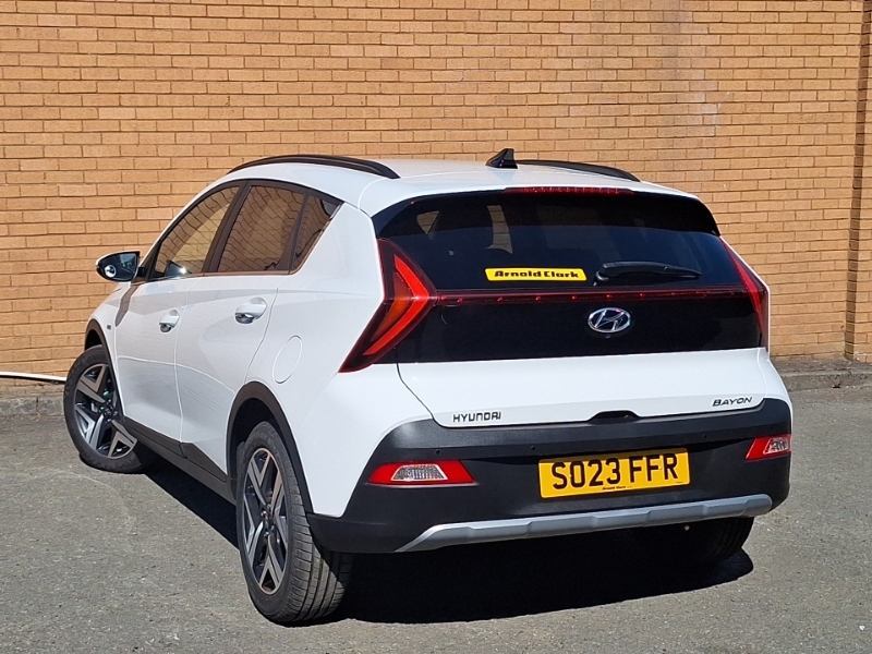 Hyundai Bayon 1.0 Tgdi 48V Mhev Premium Dct SO23FFR White #2