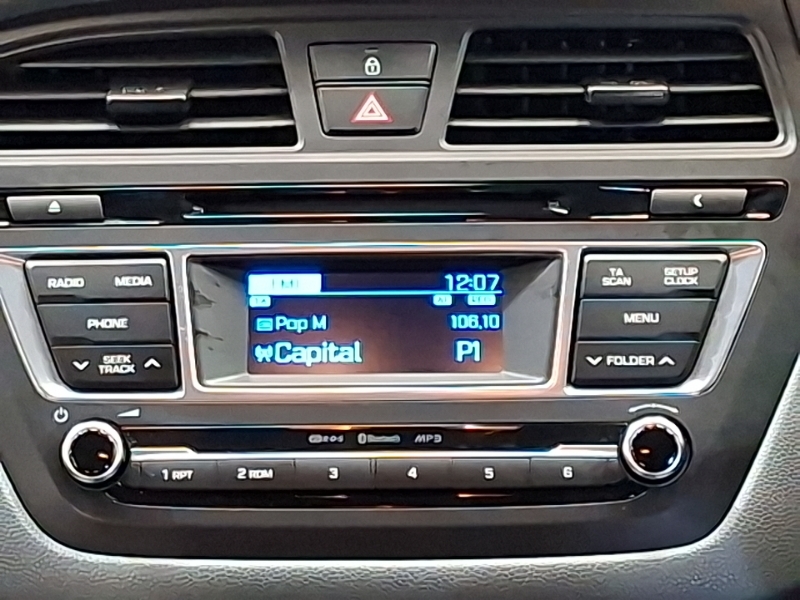 Hyundai I20 1.2 Blue White #11
