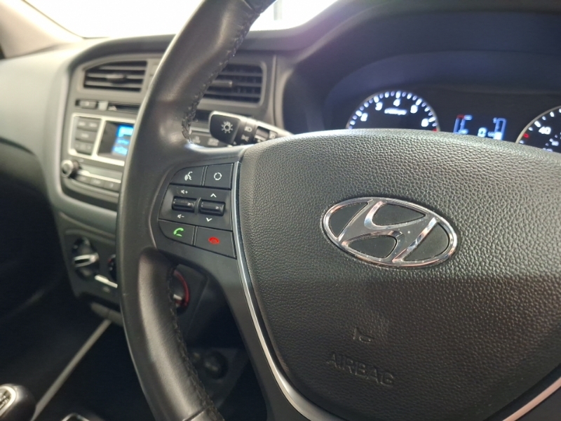 Hyundai I20 1.2 Blue White #17
