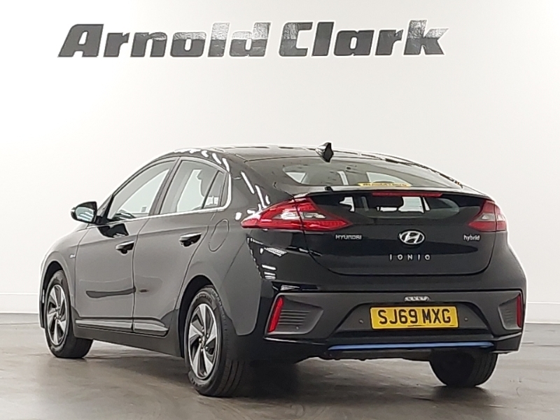 Hyundai Ioniq 1.6 Gdi Hybrid Premium Dct Black #2