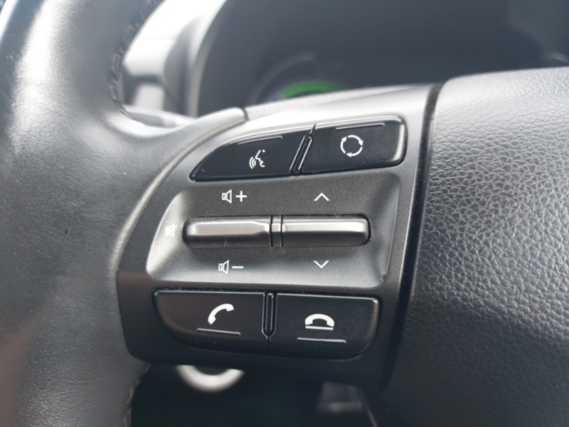 Hyundai Kona Hatchback Black #12