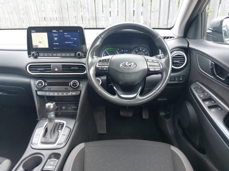 Hyundai Kona Hatchback Black #8