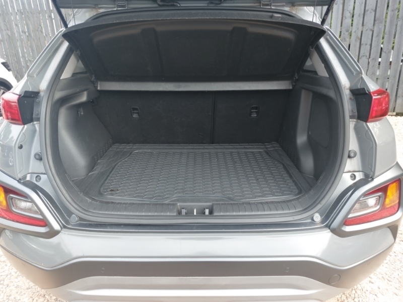 Hyundai Kona Hatchback Black #18