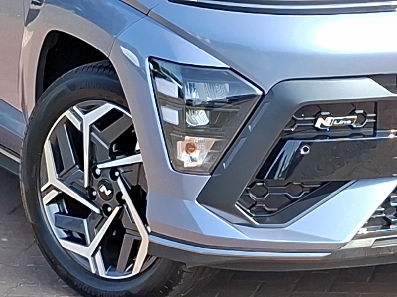 Hyundai Kona Advance Black #20