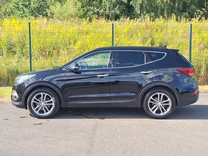 Hyundai Santa Fe 2.2 Crdi Blue Drive Premium Se 7 Seats Black #4