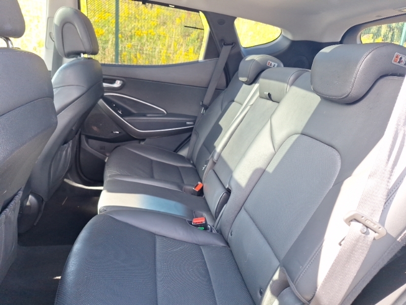 Hyundai Santa Fe 2.2 Crdi Blue Drive Premium Se 7 Seats Black #6