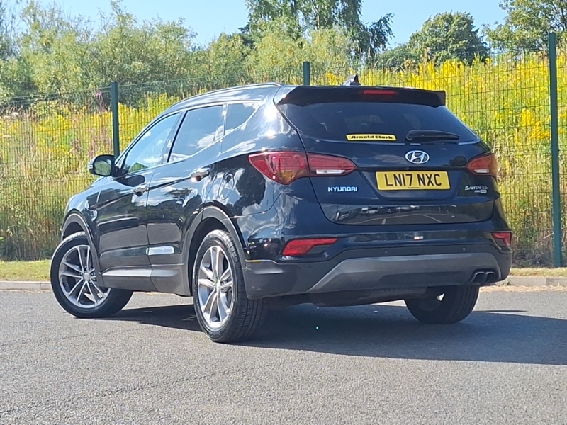 Hyundai Santa Fe 2.2 Crdi Blue Drive Premium Se 7 Seats Black #2
