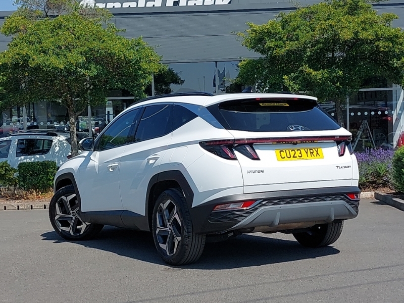 Hyundai Tucson 1.6 Tgdi Ultimate 2Wd White #2