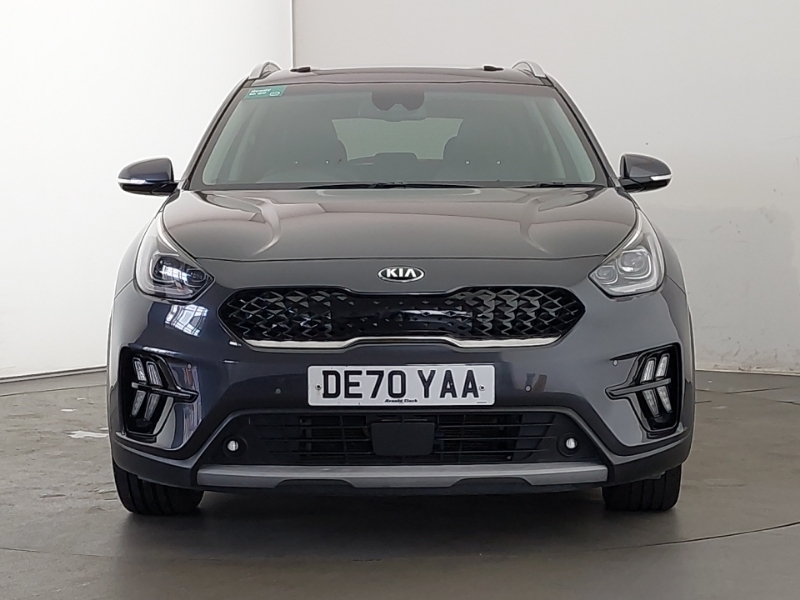 Kia Niro Estate Red #14