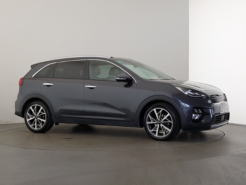 Kia Niro Estate Red #7