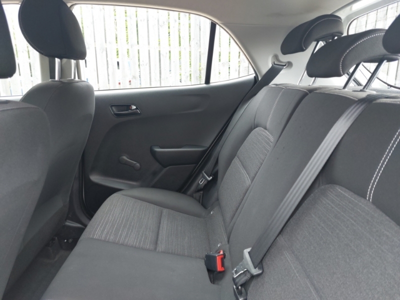 Kia Picanto 1.0 1 White #6
