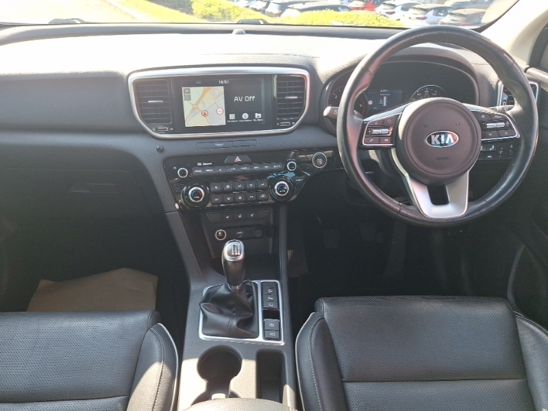 Kia Sportage 1.6 Crdi 48V Isg 4 SA69GNO White #3