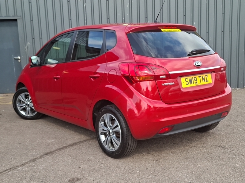 Kia Venga 1.6 3 6 Red #2