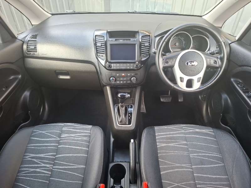 Kia Venga 1.6 3 6 Red #3