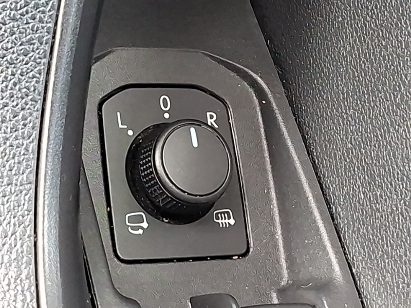 Skoda Karoq  Blue #15