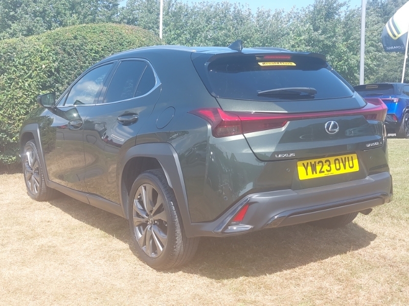 Lexus UX 250H 2.0 F-sport Design Cvt Green #2